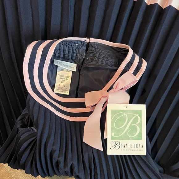 Bonnie Jean Girls Nautical Navy
Poly Poplin Pleated Nautical Dress size 12 - Picture 3 of 4